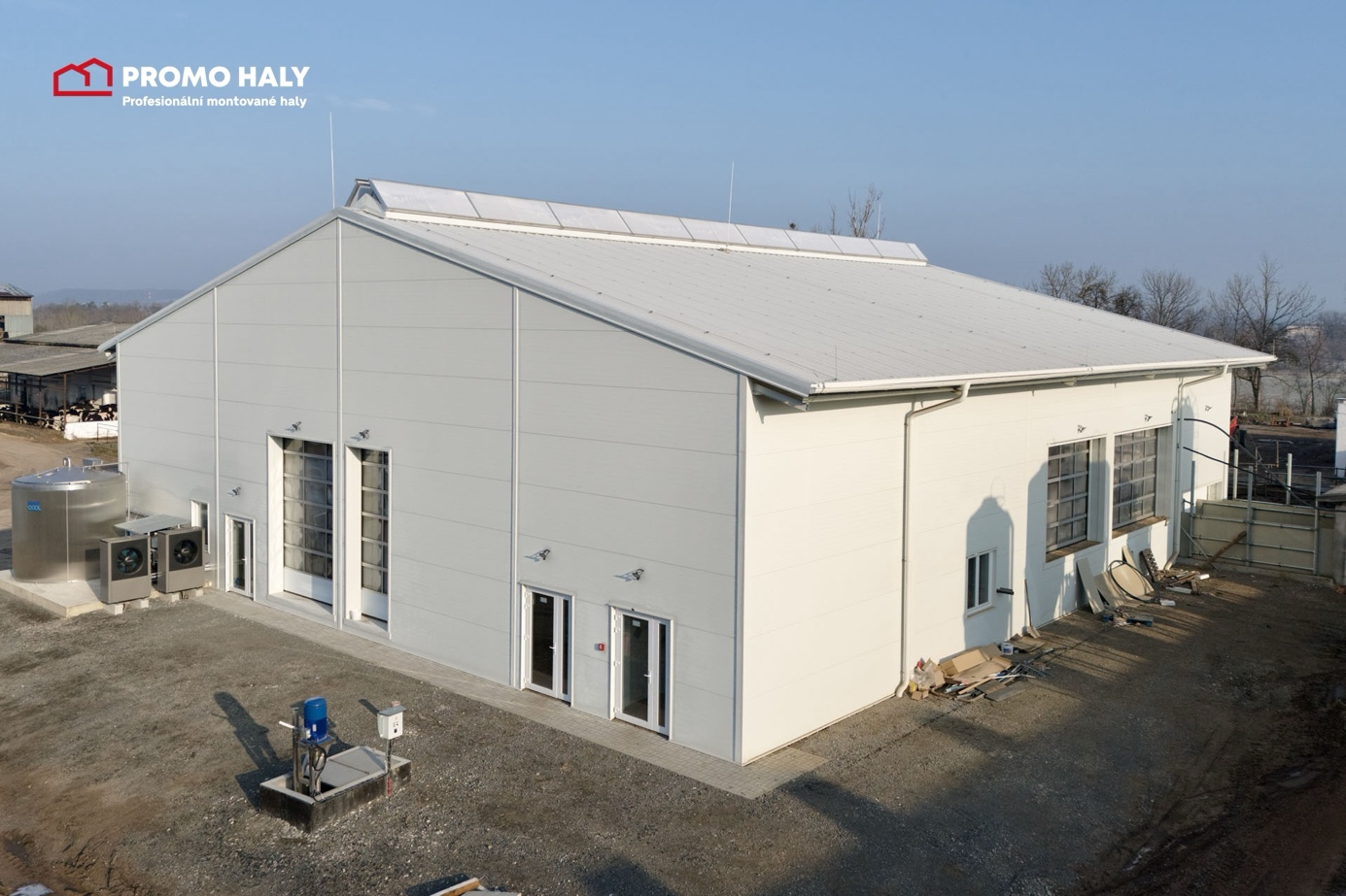 Zemědělská montovaná hala: sklad pro krmivo, techniku i stroje